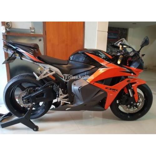 Moge Bekas Honda CBR 600 2012 Limited Color Full Spec Ban Tebal Di