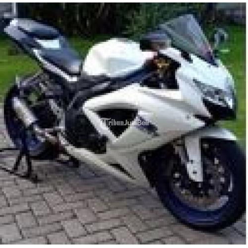 Motor Sport Suzuki GSX 2011 Euro Spec CBU Jepang No Paper Mulus Di