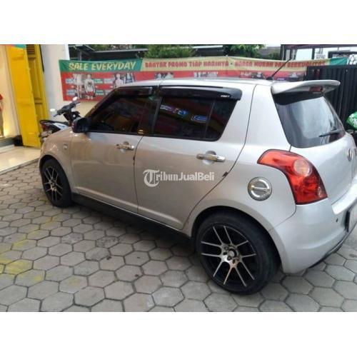 Suzuki Swift GT3 Matic Tahun 2011 Mobil Bekas Bagus Interior Bersih