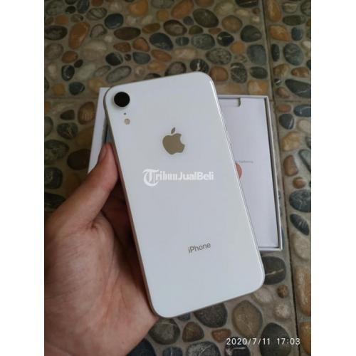 HP Apple IPhone XR 64GB Ex Resmi IBox PA A Fulset Mulus No Kendala Nego