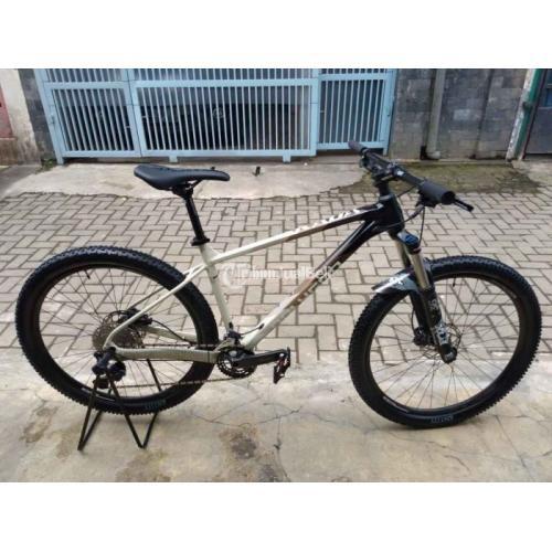 Sepeda MTB Polygon Xtrada 6 2021 Bekas Full Orisinil Mulus Harga Nego