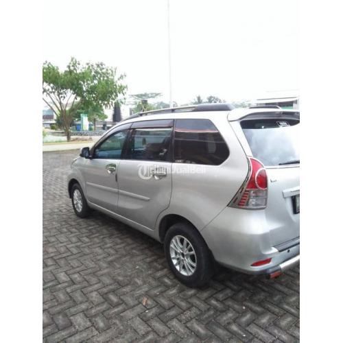 Mobil MPV Daihatsu All New Xenia R Deluxe 2012 Bekas Lengkap Harga Nego