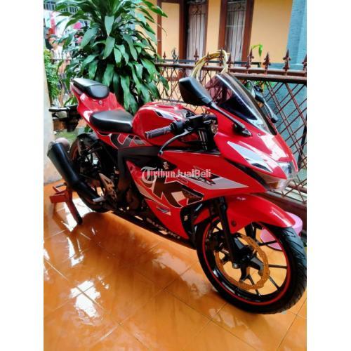 Motor Sport Suzuki GSX 2018 Gress Keyless Bekas Like New Sehat Mulus