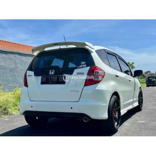 Mobil Honda Jazz Rs Manual Warna Putih Bekas Terawat Siap Pakai Di