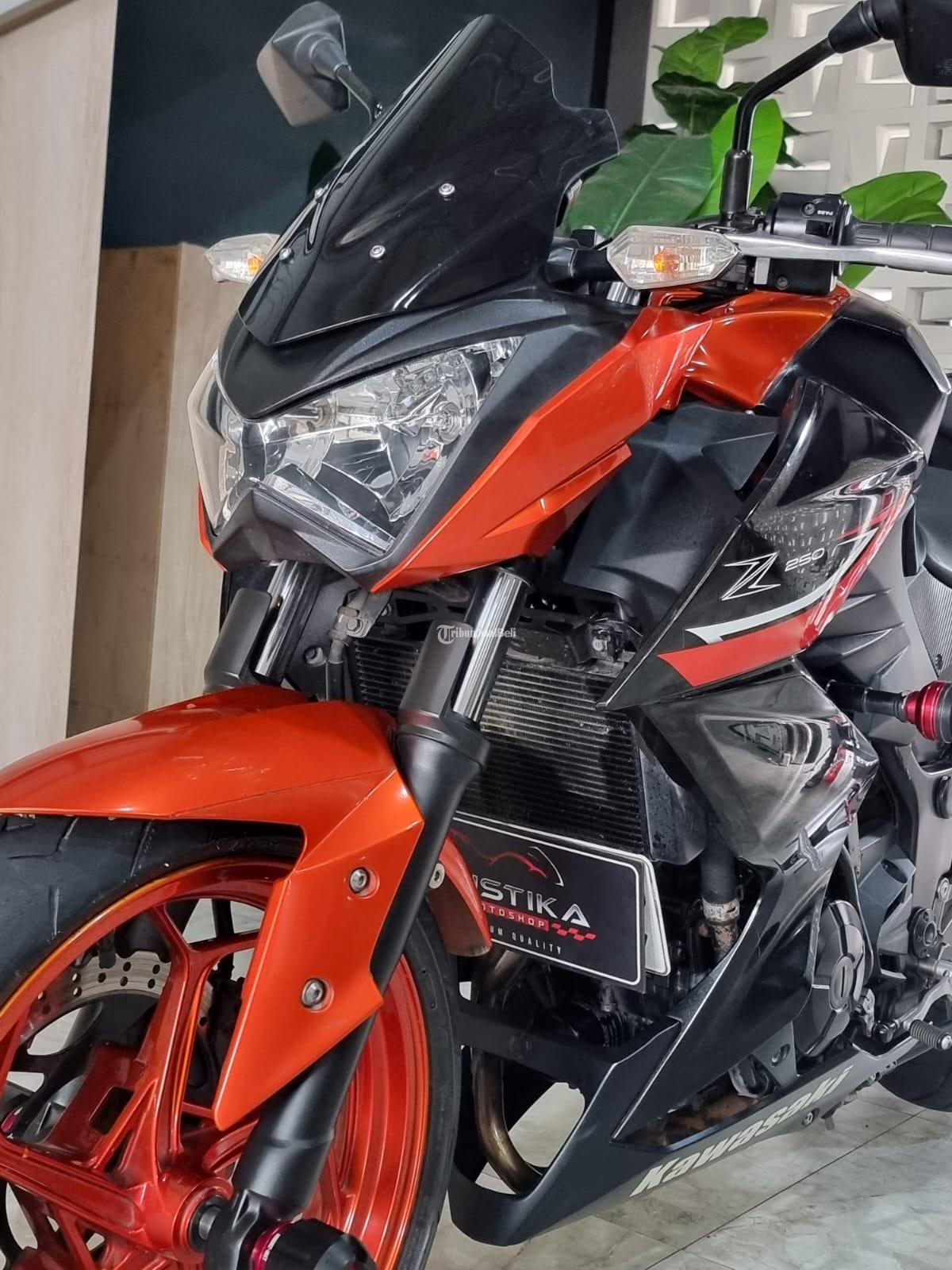 Motor Kawasaki Z250 Tahun 2017 Warna Oranye Terawat Siap Pakai Banting