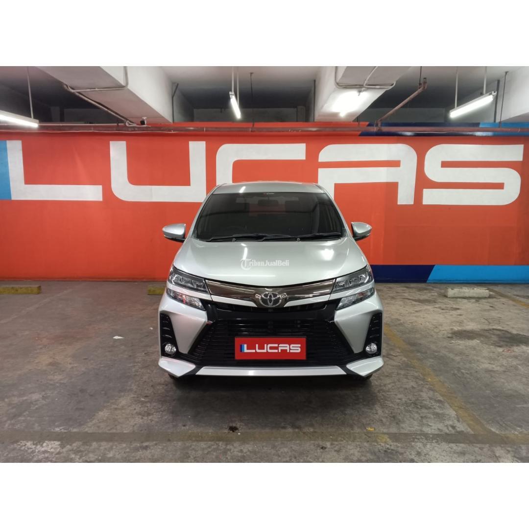 Toyota Avanza Veloz 15 AT 2021 Warna Putih AT Mobil Terawat Siap Pakai