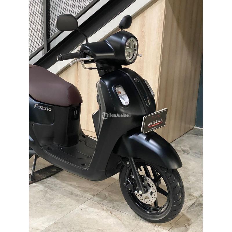 Motor Yamaha Fazzio 125 Hybrid Connected 2023 Lux Matte Black Seperti