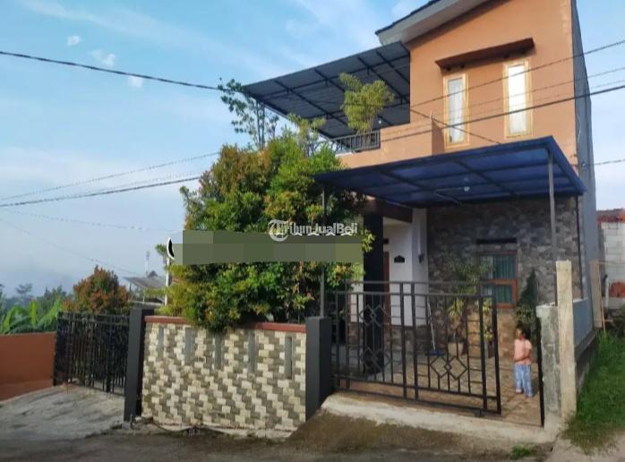 Dijual Rumah Lokasi Strategis Dan Nyaman Lt Lb Kt Km Lantai