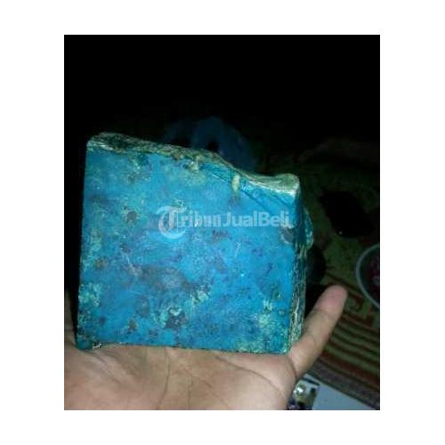 di jual bongkahan batu bacan doko super kristal