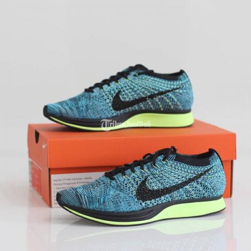 Sepatu nike 2024 flyknit racer oreo