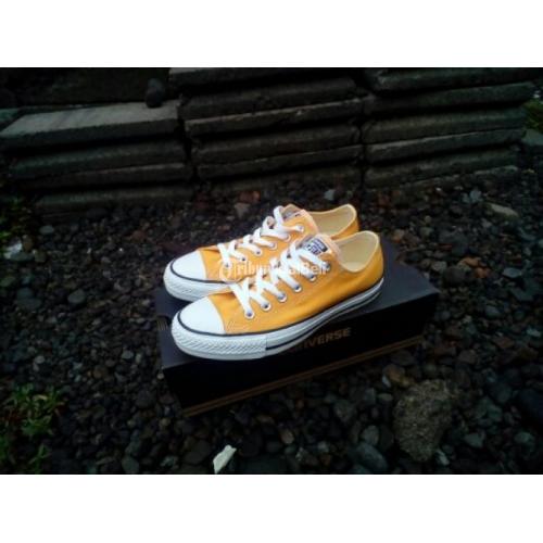 Sepatu converse outlet orange