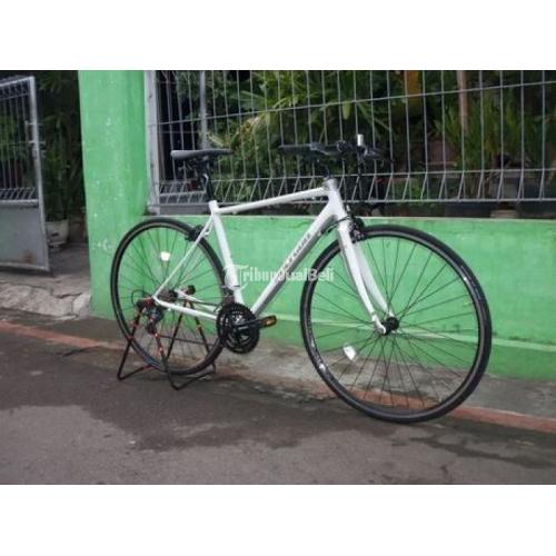 Sepeda Road Bike Flat Bar Polygon Helios F1.0 Warna Putih Kondisi