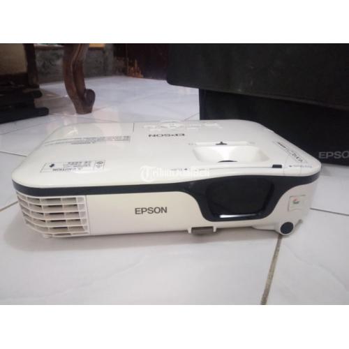EPSON EB-X12 EPSON エプソン プロジェクター EB-X12 EBX12｜EPSON