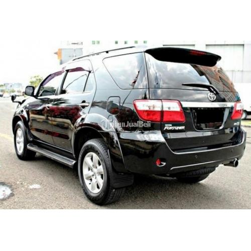 Mobil Toyota Fortuner Second Manual Diesel Tahun 2009 Hitam - Jakarta Utara