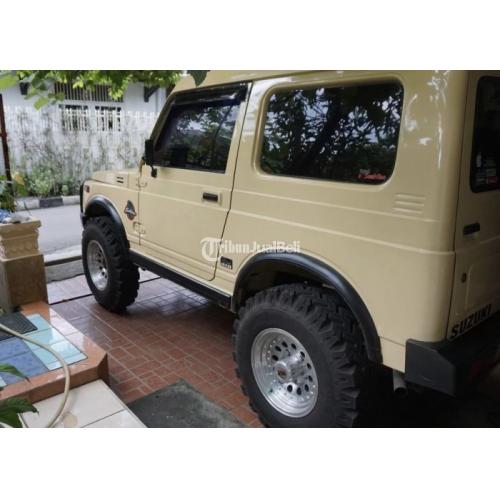 Suzuki Katana 4x4 Tahun 1990 Warna Krem Full Aksesoris Terawat Mesin