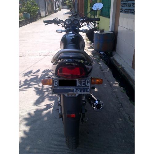 Honda Tiger 2000 Tahun 2005 Original Black Body Ori - COD Jakut & Jaktim
