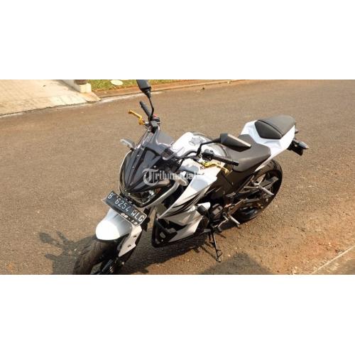 KAWASAKI NINJA z250 CC Tahun 2013 Warna Putih Modif Z800 - Banten