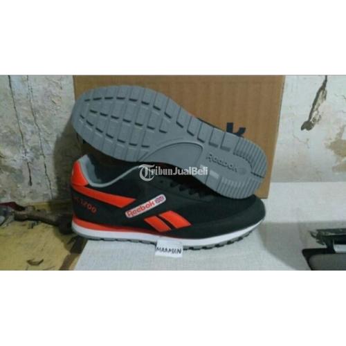 Harga reebok 2024 gl 1200