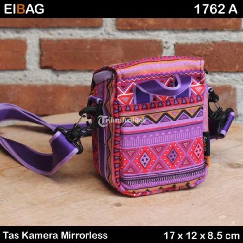 Tas Kamera Mirrorless Motif Tribal Selempang Warna Ungu & Pink di