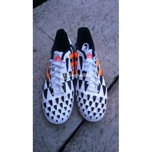 Sepatu futsal adidas shop nitrocharge hitam polos