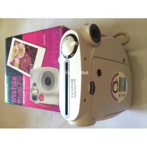 Kamera FujiFilm Instax Mini 7s Lengkap Mulus di Tebet, Jakarta