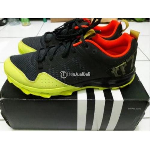 Sepatu adidas clearance kanadia tr7