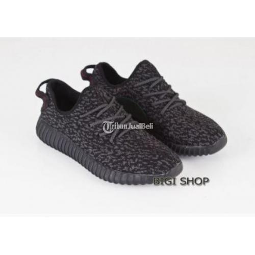 Adidas yeezy hotsell hitam original