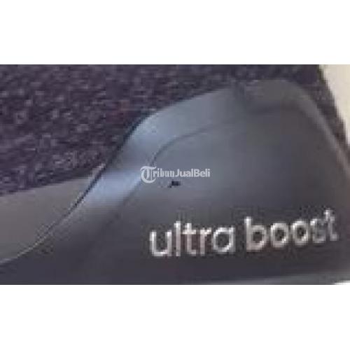 Sepatu Sneaker Adidas Ultraboost 3.0 Seken Original Seperti Baru Harga