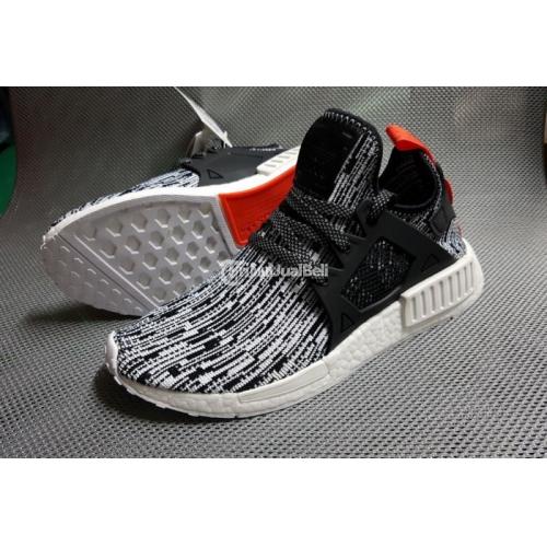 nmd xr1 glitch black