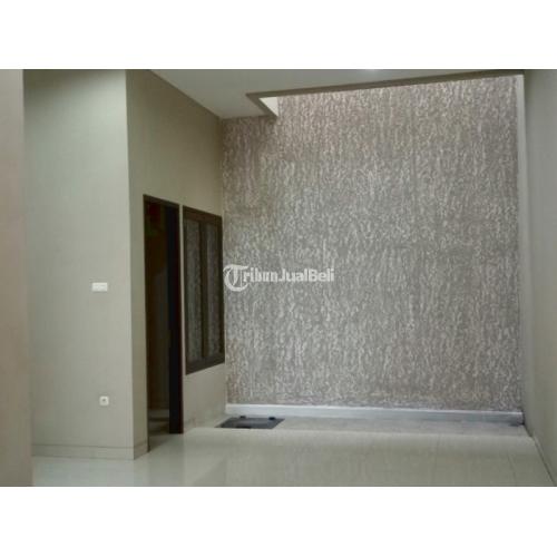 Rumah Baru 2 Lantai Lokasi Strategis Asri Nyaman di Jatiwaringin Murah Aman - Bekasi