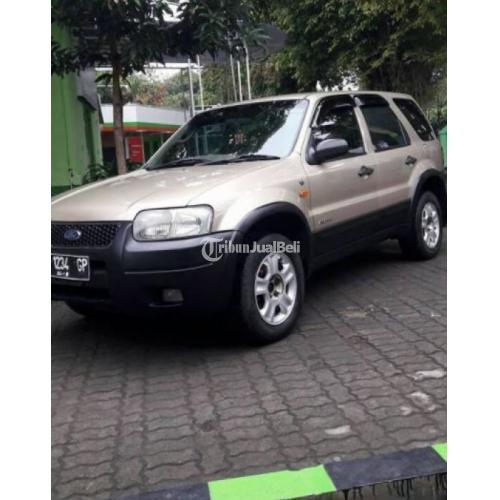 FORD ESCAPE xlt 3000 cc (4 x 2) 2004 Original Look Surat lengkap Bodi Mulus Mesin - Bandung
