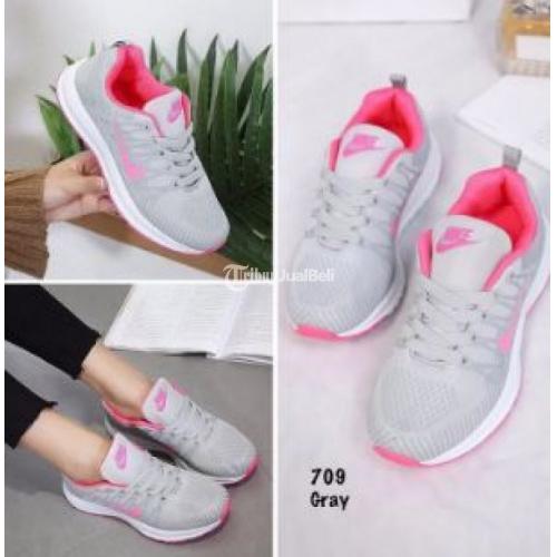 Intip Yuk! 7 Rekomendasi Sepatu Sneakers Nike Original untuk Wanita di  Shopee Berdasarkan Urutan Kualitasnya - Suara Buruh