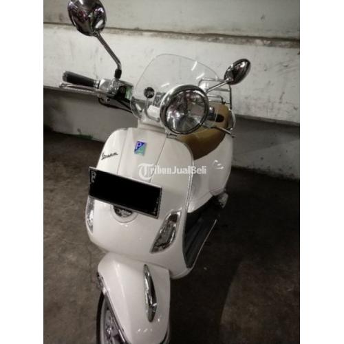 Vespa LXV 150 3V ie Tahun 2016 Gress Km 867 Like New di Jakarta