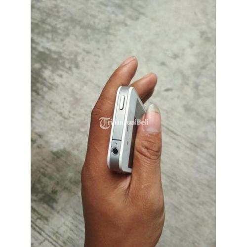 Handphone Apple iPhone 4 32GB Bekas Second Harga Murah - Makassar