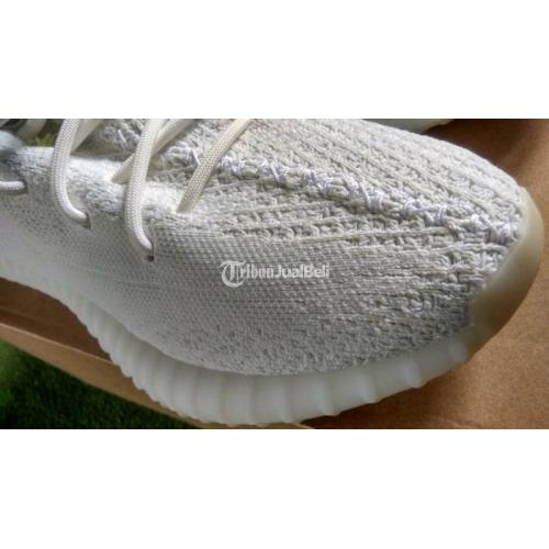 Harga sepatu 2024 adidas yeezy putih