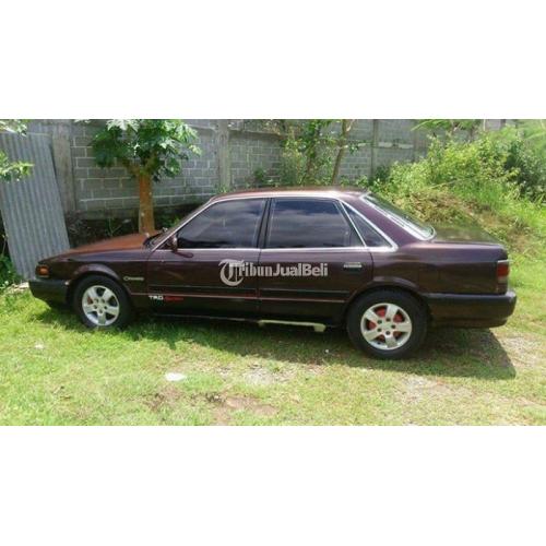 Mobil Mazda 626 Capella Tua Bekas Tahun 1988 Warna Maroon Harga Murah - Blitar