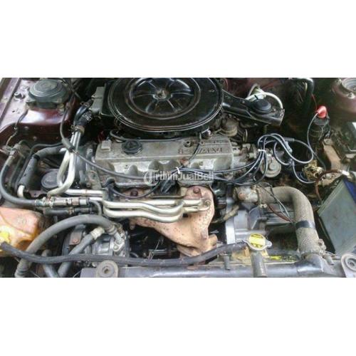 Mobil Mazda 626 Capella Tua Bekas Tahun 1988 Warna Maroon Harga Murah - Blitar