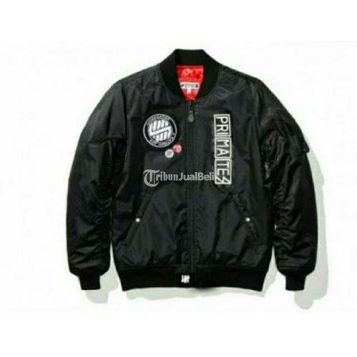 Jaket Bomber Premium Warna Hitam Size L Material Scott Puma Warna dan Size Terbatas - Bandung