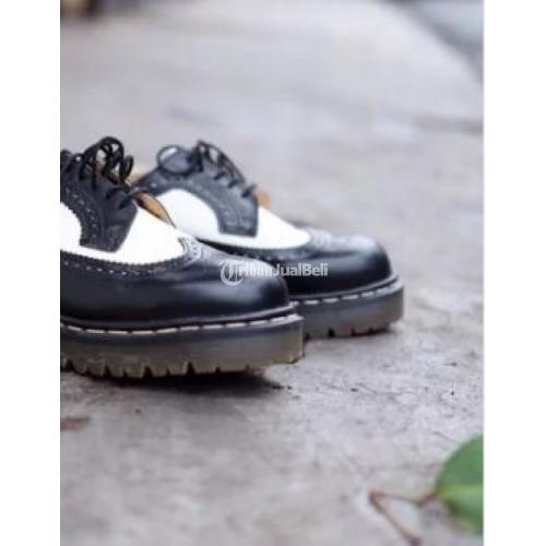 Sepatu Pria DR Martens 3989 Brogues Wingtip Black White Bex Sole - Jakarta
