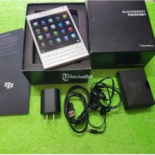 Blackberry Passport White 4G LTE Lengkap Original Mulus Single SIM Oke Banget - Depok