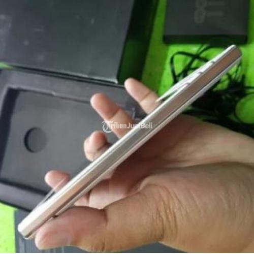 Blackberry Passport White 4G LTE Lengkap Original Mulus Single SIM Oke Banget - Depok