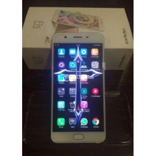 Smartphone Oppo F1S Gold Bekas RAM 3 GB Internal 32 GB Siap Pakai Fullset - Jakarta