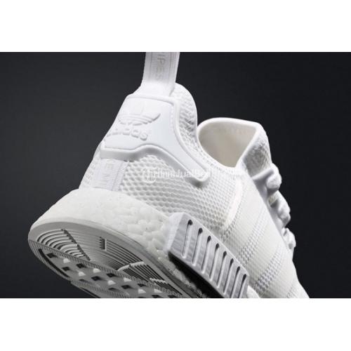 Sepatu Adidas NMD R1 Warna Putih di Jakarta TribunJualBeli