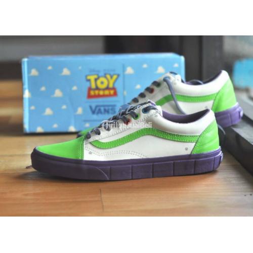 Harga sepatu vans shop toy story original