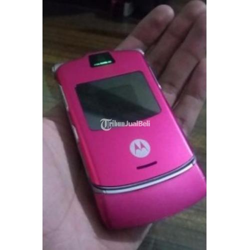 Handphone Jadul Motorola Razr V3 Pinky Second Bekas Harga Murah - Bandung