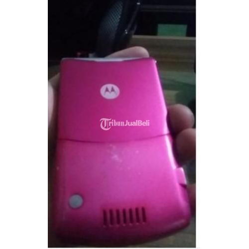 Handphone Jadul Motorola Razr V3 Pinky Second Bekas Harga Murah - Bandung