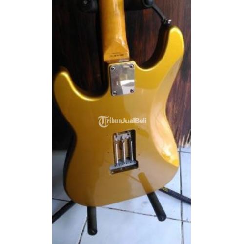 Gitar Elektrik Artrock Gugun Signature Warna Gold Second Mulus Nett - Bali
