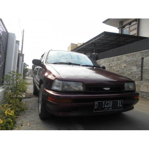 Daihatsu Charade Classy SG Saloon Tahun 1995 Mulus Orsinilan - Bandung