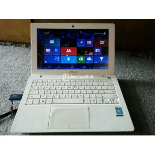 Notebook Asus Warna Putoh Bekas Harga Murah No Minus di Tangerang