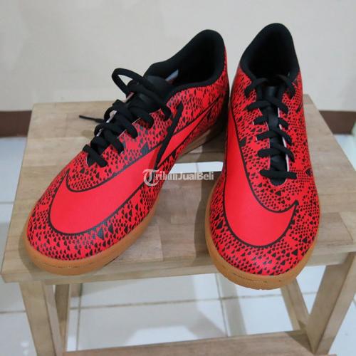 Nike futsal fashion bravata